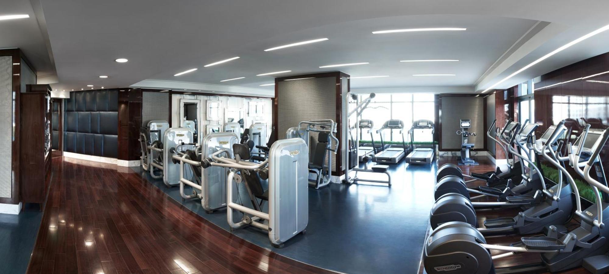 The Cosmopolitan Of Las Vegas Dış mekan fotoğraf The gym at the InterContinental